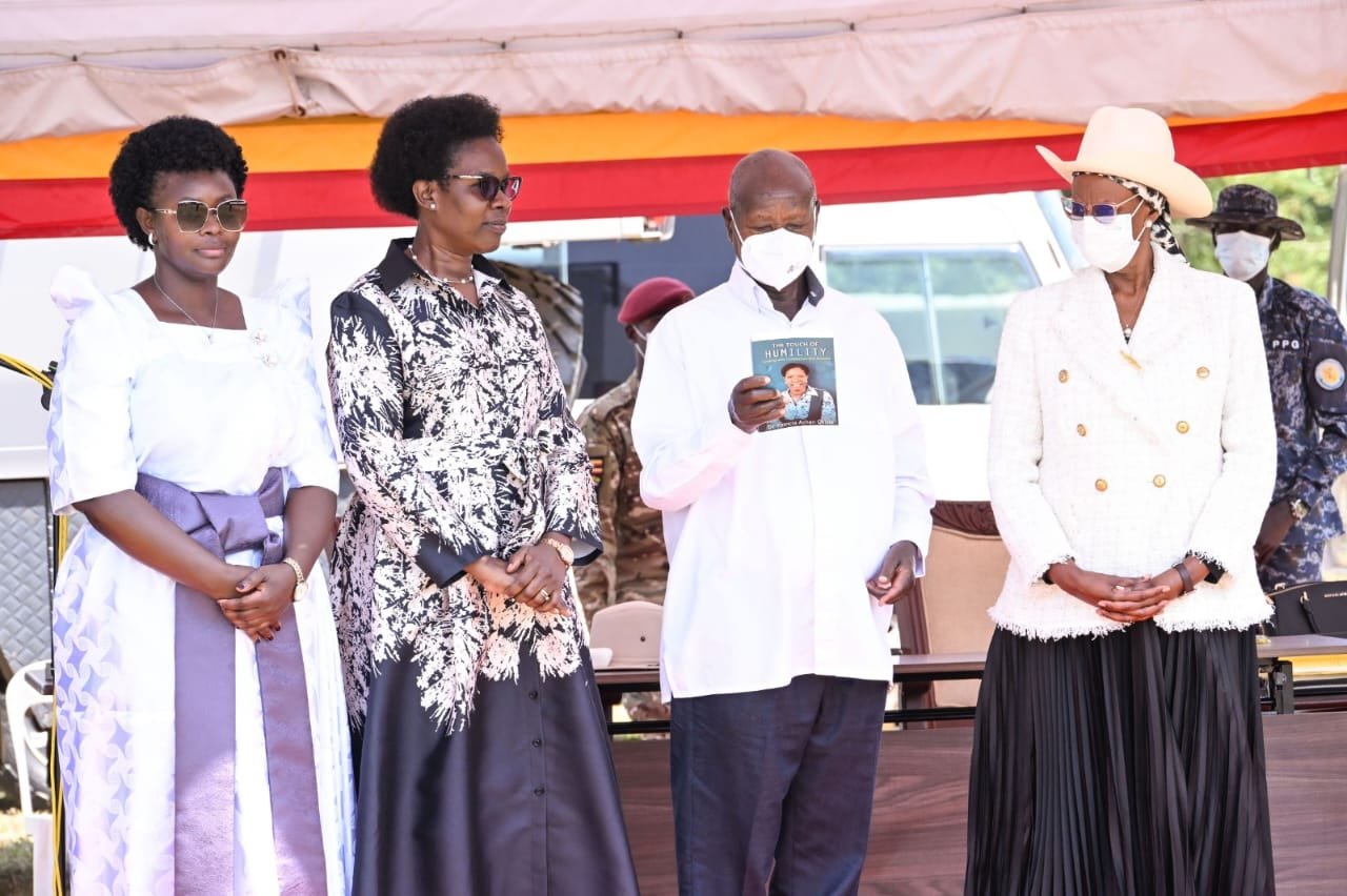 Distinguished chief guests at our anniversary conference