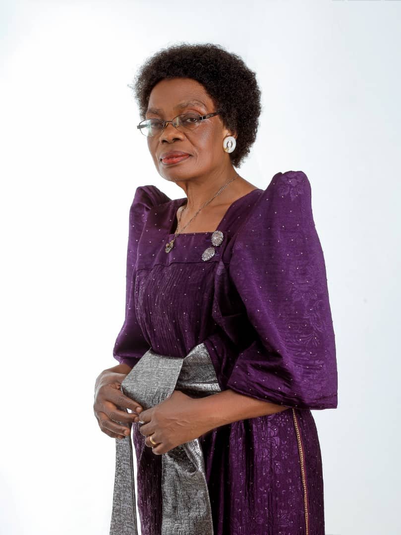 Portrait of Dr Sarah Nalwebe